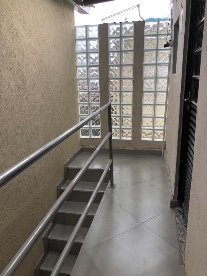 Quartos Com Banheiro Individual Perto Do Aeroporto