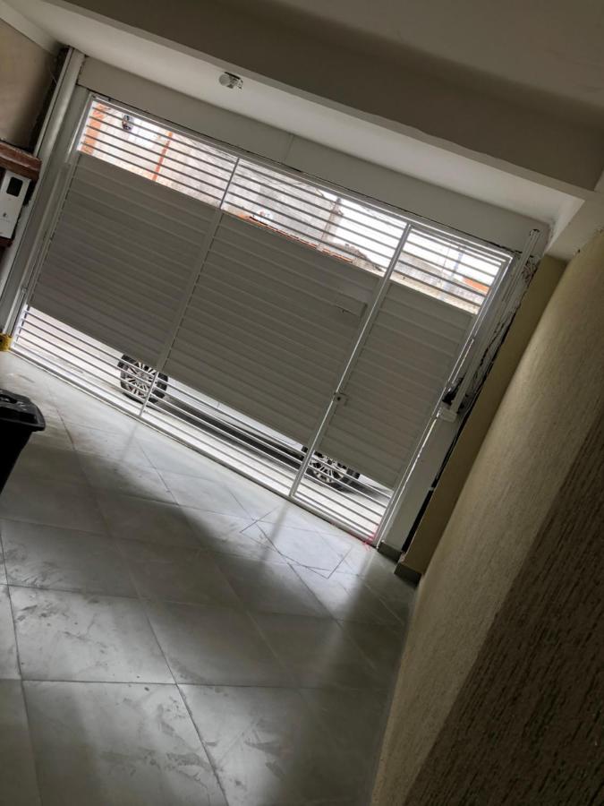 Homestay Quartos Com Banheiro Individual Perto Do Aeroporto *