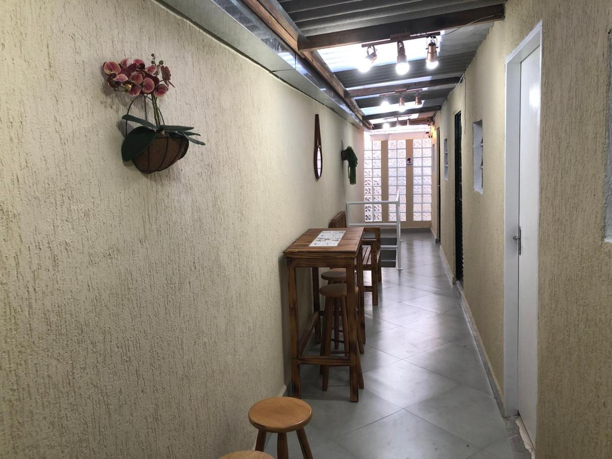 Quartos Com Banheiro Individual Perto Do Aeroporto *