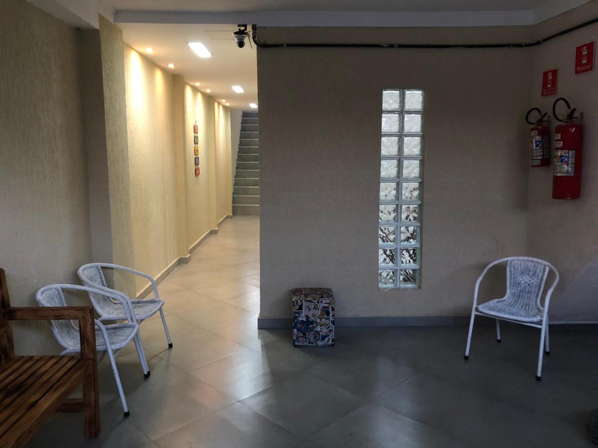 Quartos Com Banheiro Individual Perto Do Aeroporto *